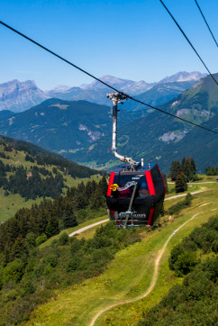 Summer schedule Signal gondola lift Contamines ski area 